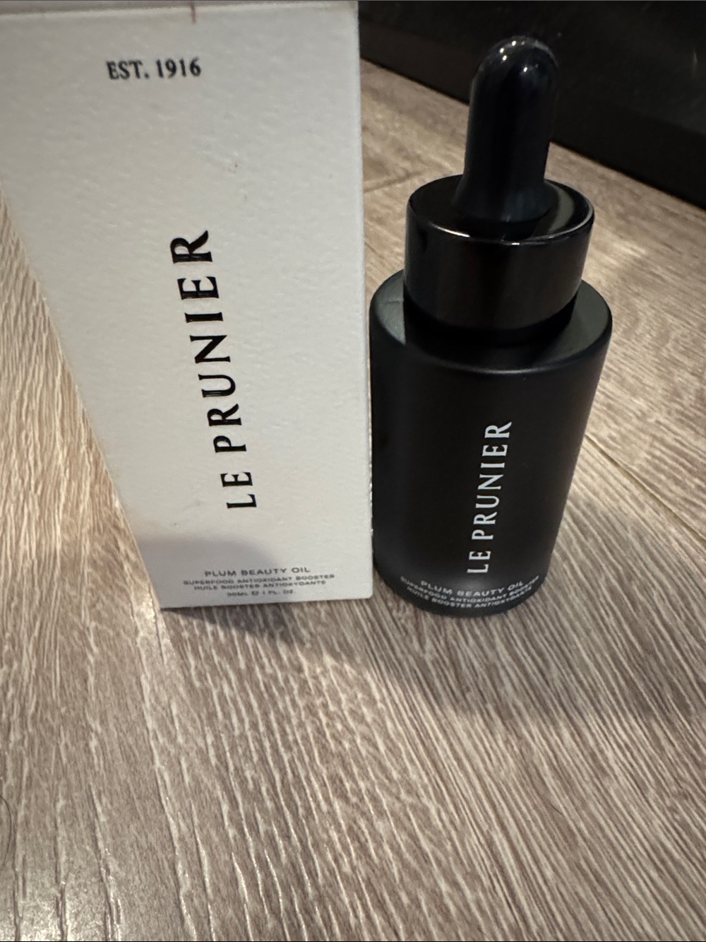 Le Prunier Plum oil